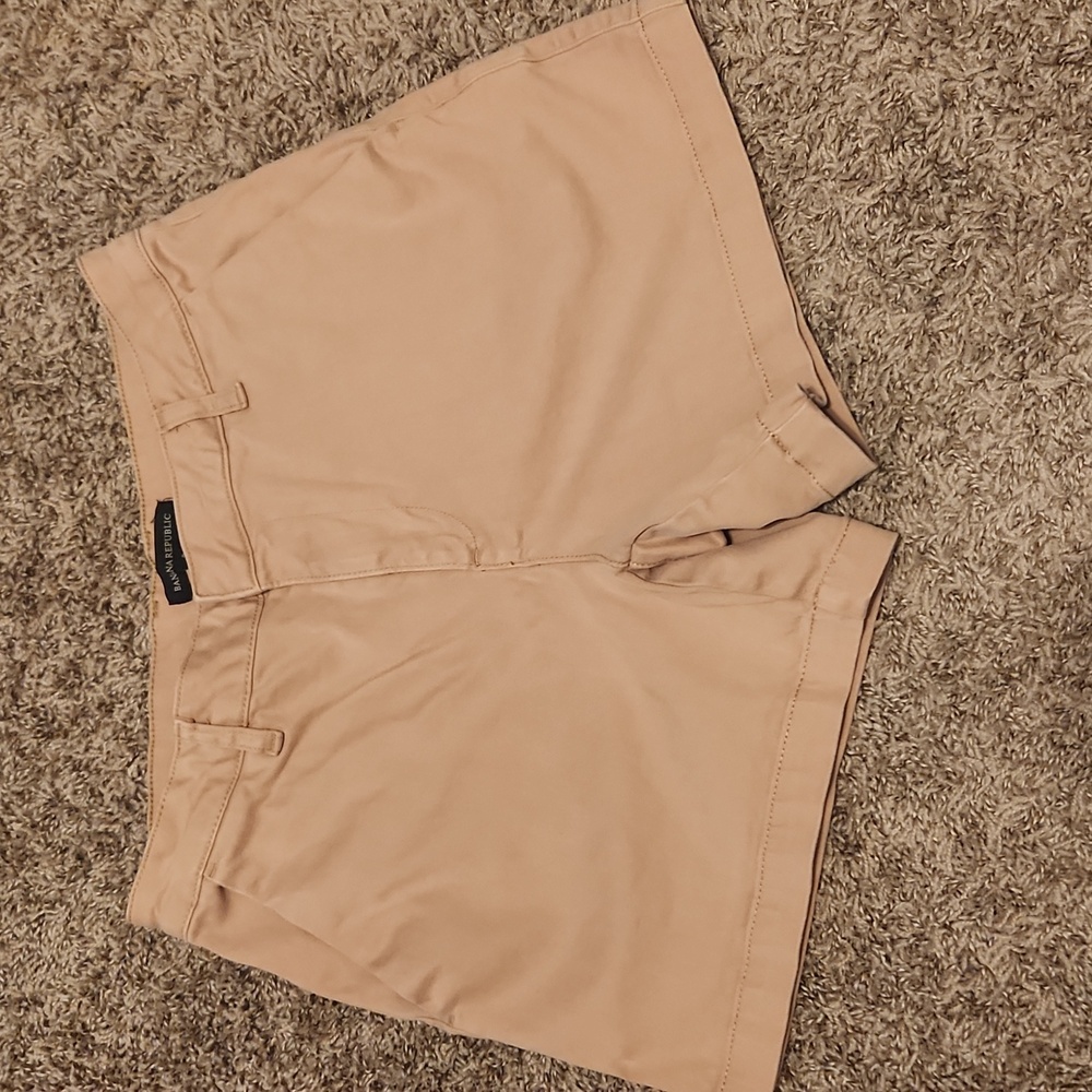 Banana Republic Tan Shorts Size 8